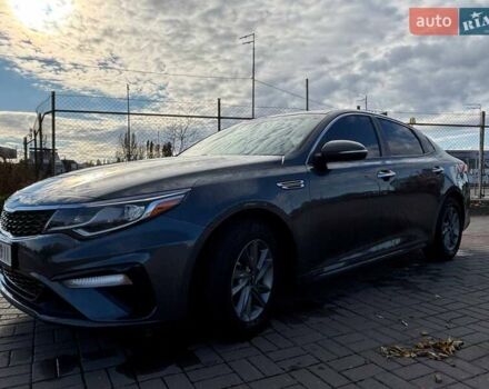 Киа Оптима 2019 в Киеве на Automoto.ua Серый Киа Оптима, объемом двигателя 2.36 л и пробегом 136 тыс. км за 14600 $, фото 2 на Automoto.ua