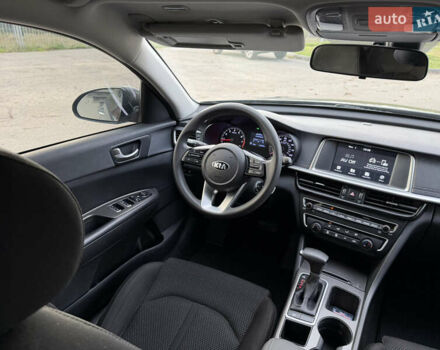 Сірий Кіа Оптіма, об'ємом двигуна 2.36 л та пробігом 185 тис. км за 14700 $, фото 29 на Automoto.ua