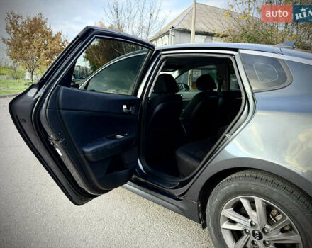 Сірий Кіа Оптіма, об'ємом двигуна 2.36 л та пробігом 185 тис. км за 14700 $, фото 24 на Automoto.ua