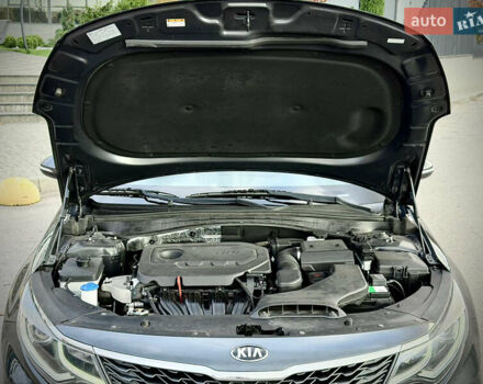 Сірий Кіа Оптіма, об'ємом двигуна 2.36 л та пробігом 185 тис. км за 14700 $, фото 19 на Automoto.ua