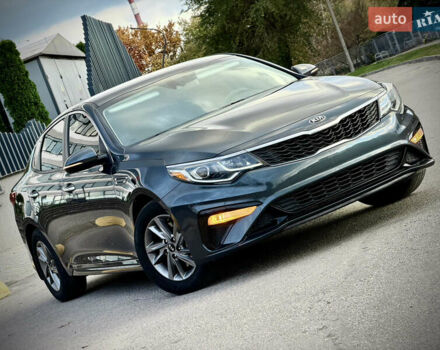 Сірий Кіа Оптіма, об'ємом двигуна 2.36 л та пробігом 185 тис. км за 14700 $, фото 1 на Automoto.ua