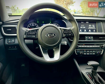 Сірий Кіа Оптіма, об'ємом двигуна 2.36 л та пробігом 185 тис. км за 14700 $, фото 31 на Automoto.ua