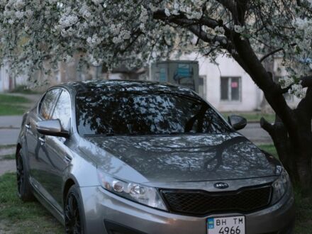 Серый Киа Оптима, объемом двигателя 2 л и пробегом 240 тыс. км за 9000 $, фото 1 на Automoto.ua