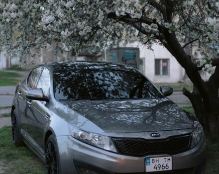 Серый Киа Оптима, объемом двигателя 2 л и пробегом 240 тыс. км за 9000 $, фото 1 на Automoto.ua