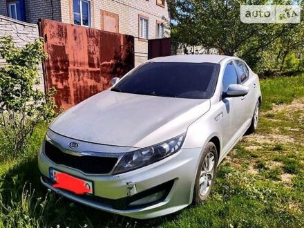 Сірий Кіа Оптіма, об'ємом двигуна 2 л та пробігом 240 тис. км за 8500 $, фото 1 на Automoto.ua