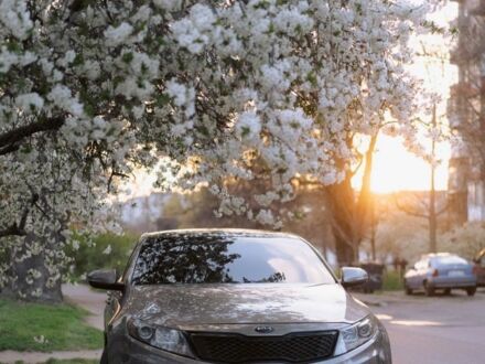 Серый Киа Оптима, объемом двигателя 2 л и пробегом 238 тыс. км за 9000 $, фото 1 на Automoto.ua