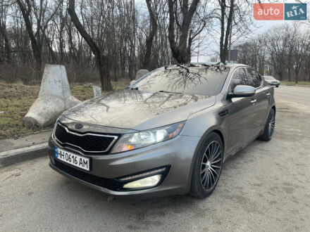 Серый Киа Оптима, объемом двигателя 2 л и пробегом 180 тыс. км за 9300 $, фото 1 на Automoto.ua