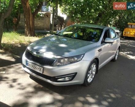 Сірий Кіа Оптіма, об'ємом двигуна 2 л та пробігом 300 тис. км за 9300 $, фото 1 на Automoto.ua