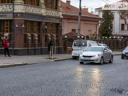 Сірий Кіа Оптіма, об'ємом двигуна 2 л та пробігом 230 тис. км за 8500 $, фото 1 на Automoto.ua