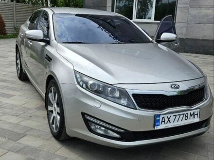Сірий Кіа Оптіма, об'ємом двигуна 2 л та пробігом 320 тис. км за 10700 $, фото 1 на Automoto.ua