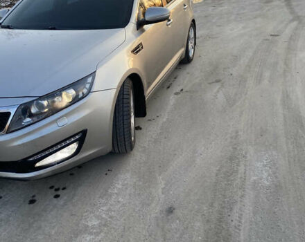 Сірий Кіа Оптіма, об'ємом двигуна 2 л та пробігом 212 тис. км за 8000 $, фото 1 на Automoto.ua
