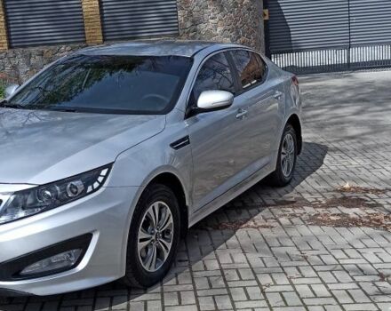 Сірий Кіа Оптіма, об'ємом двигуна 2 л та пробігом 211 тис. км за 8100 $, фото 1 на Automoto.ua