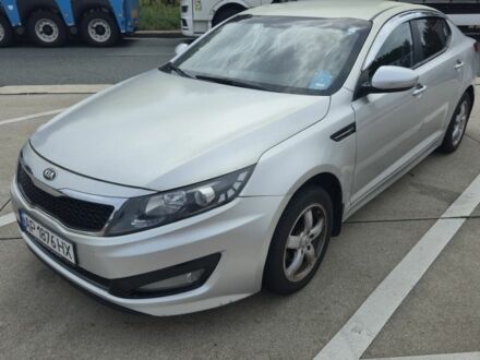 Сірий Кіа Оптіма, об'ємом двигуна 2 л та пробігом 210 тис. км за 3950 $, фото 1 на Automoto.ua
