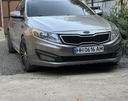 Сірий Кіа Оптіма, об'ємом двигуна 2 л та пробігом 200 тис. км за 9296 $, фото 1 на Automoto.ua