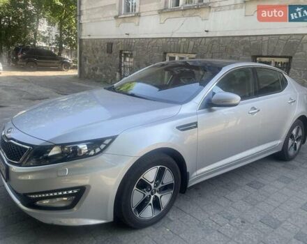 Серый Киа Оптима, объемом двигателя 2 л и пробегом 176 тыс. км за 9999 $, фото 1 на Automoto.ua