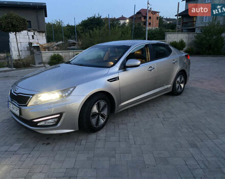 Сірий Кіа Оптіма, об'ємом двигуна 2 л та пробігом 250 тис. км за 10500 $, фото 1 на Automoto.ua