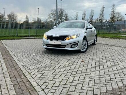 Серый Киа Оптима, объемом двигателя 2 л и пробегом 250 тыс. км за 9100 $, фото 1 на Automoto.ua