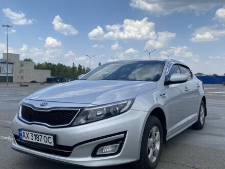 Киа Оптима 2014 в Харькове на Automoto.ua Серый Киа Оптима, объемом двигателя 2 л и пробегом 187 тыс. км за 8399 $, фото 1 на Automoto.ua