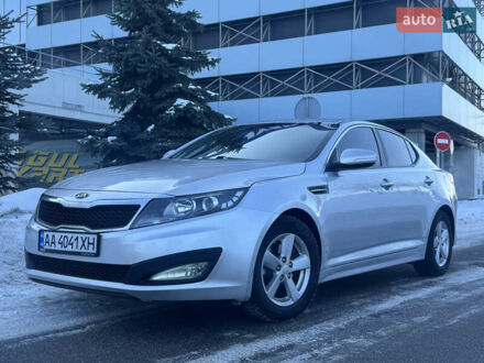 Сірий Кіа Оптіма, об'ємом двигуна 2.36 л та пробігом 183 тис. км за 8500 $, фото 1 на Automoto.ua