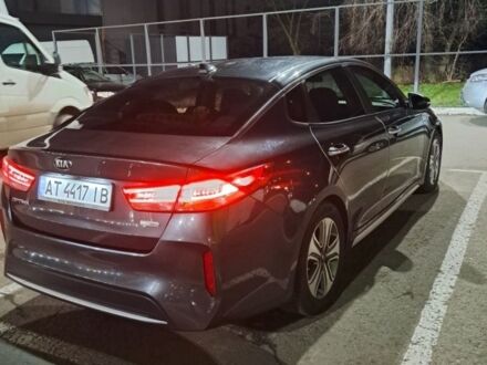 Серый Киа Оптима, объемом двигателя 2 л и пробегом 290 тыс. км за 12000 $, фото 1 на Automoto.ua