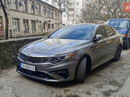 Сірий Кіа Оптіма, об'ємом двигуна 2 л та пробігом 100 тис. км за 13200 $, фото 1 на Automoto.ua