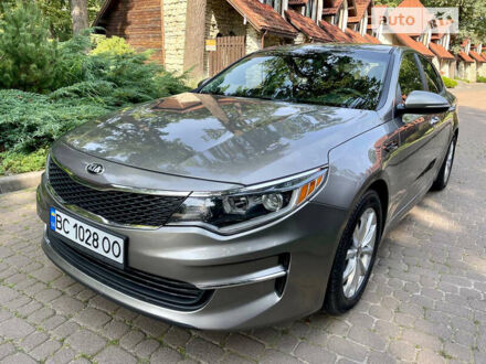 Киа Оптима 2017 в Львове на Automoto.ua Серый Киа Оптима, объемом двигателя 2.36 л и пробегом 131 тыс. км за 13400 $, фото 1 на Automoto.ua