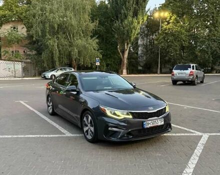Сірий Кіа Оптіма, об'ємом двигуна 2.36 л та пробігом 180 тис. км за 15990 $, фото 1 на Automoto.ua