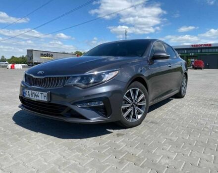 Серый Киа Оптима, объемом двигателя 2 л и пробегом 205 тыс. км за 17200 $, фото 1 на Automoto.ua