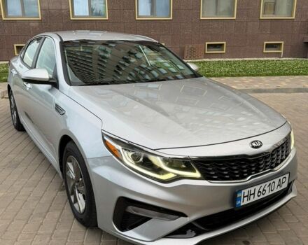 Сірий Кіа Оптіма, об'ємом двигуна 2.36 л та пробігом 138 тис. км за 13500 $, фото 1 на Automoto.ua