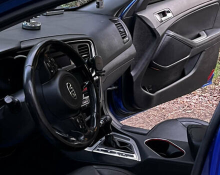 Синий Киа Оптима, объемом двигателя 2.36 л и пробегом 236 тыс. км за 10600 $, фото 5 на Automoto.ua