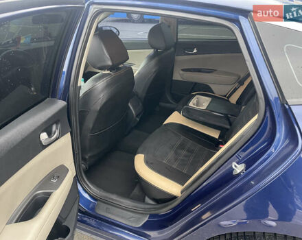 Синий Киа Оптима, объемом двигателя 2.4 л и пробегом 148 тыс. км за 11500 $, фото 9 на Automoto.ua