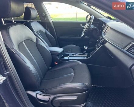 Синий Киа Оптима, объемом двигателя 1.7 л и пробегом 141 тыс. км за 14800 $, фото 8 на Automoto.ua