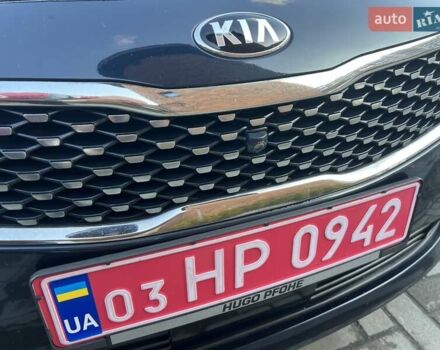 Синий Киа Оптима, объемом двигателя 1.7 л и пробегом 141 тыс. км за 14800 $, фото 63 на Automoto.ua