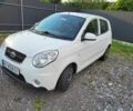 Белый Киа Пиканто, объемом двигателя 1.1 л и пробегом 185 тыс. км за 4500 $, фото 1 на Automoto.ua