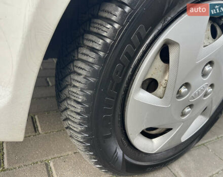 Белый Киа Пиканто, объемом двигателя 1 л и пробегом 116 тыс. км за 2999 $, фото 11 на Automoto.ua