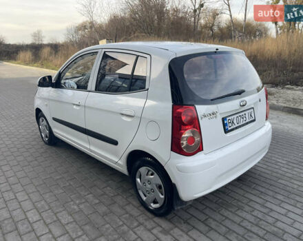 Білий Кіа Піканто, об'ємом двигуна 1 л та пробігом 116 тис. км за 3500 $, фото 5 на Automoto.ua