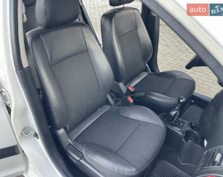 Білий Кіа Піканто, об'ємом двигуна 1 л та пробігом 116 тис. км за 3500 $, фото 21 на Automoto.ua