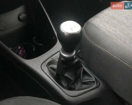 Белый Киа Пиканто, объемом двигателя 1 л и пробегом 150 тыс. км за 5990 $, фото 22 на Automoto.ua