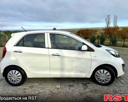 Кіа Піканто 2014 у Одесі на Automoto.ua Білий Кіа Піканто, об'ємом двигуна 1.2 л та пробігом 92 тис. км за 8300 $, фото 5 на Automoto.ua