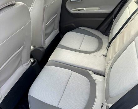 Кіа Піканто 2014 у Одесі на Automoto.ua Білий Кіа Піканто, об'ємом двигуна 1.2 л та пробігом 92 тис. км за 8300 $, фото 11 на Automoto.ua