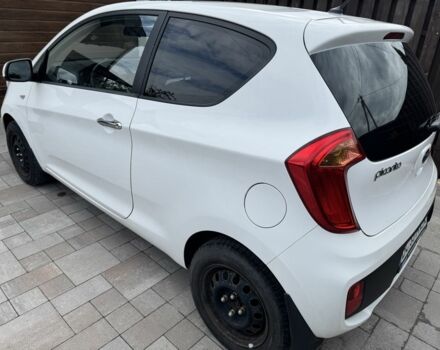 Белый Киа Пиканто, объемом двигателя 1 л и пробегом 150 тыс. км за 5300 $, фото 4 на Automoto.ua