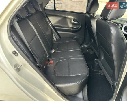 Бежевый Киа Пиканто, объемом двигателя 1 л и пробегом 172 тыс. км за 7300 $, фото 30 на Automoto.ua