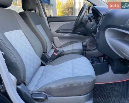 Чорний Кіа Піканто, об'ємом двигуна 1.09 л та пробігом 138 тис. км за 5800 $, фото 18 на Automoto.ua