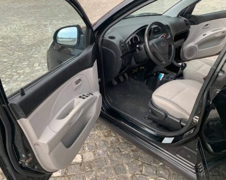 Черный Киа Пиканто, объемом двигателя 0 л и пробегом 100 тыс. км за 3400 $, фото 3 на Automoto.ua