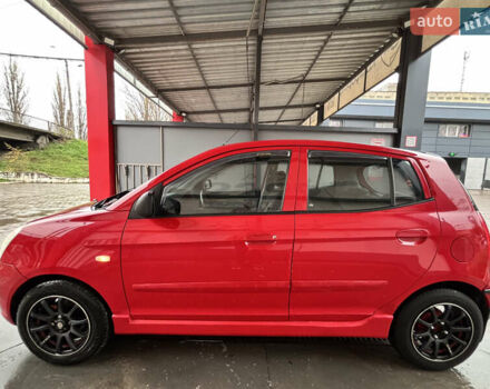 Красный Киа Пиканто, объемом двигателя 1.1 л и пробегом 181 тыс. км за 3800 $, фото 6 на Automoto.ua