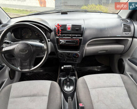 Красный Киа Пиканто, объемом двигателя 1.1 л и пробегом 181 тыс. км за 3800 $, фото 23 на Automoto.ua
