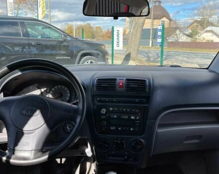 Красный Киа Пиканто, объемом двигателя 1.1 л и пробегом 188 тыс. км за 3700 $, фото 9 на Automoto.ua