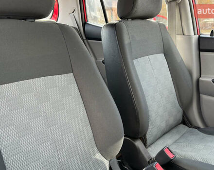 Красный Киа Пиканто, объемом двигателя 1.12 л и пробегом 188 тыс. км за 3700 $, фото 22 на Automoto.ua