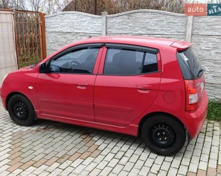 Красный Киа Пиканто, объемом двигателя 1.1 л и пробегом 153 тыс. км за 4500 $, фото 2 на Automoto.ua