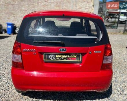 Красный Киа Пиканто, объемом двигателя 1.12 л и пробегом 187 тыс. км за 3599 $, фото 5 на Automoto.ua
